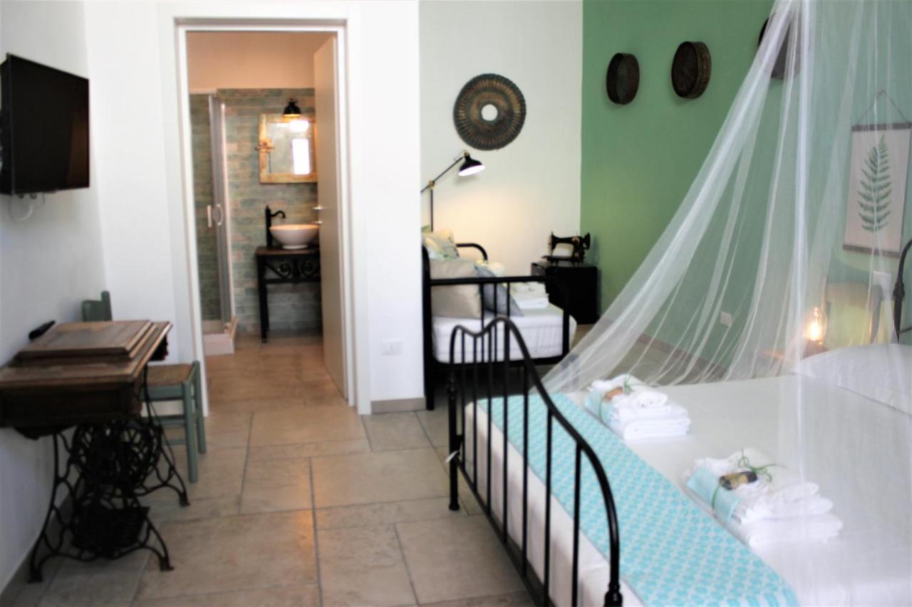 Li Perrini Boutique B&B Acquarica Exterior foto